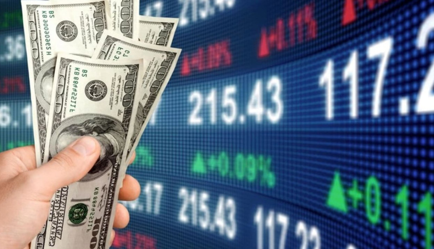 Volatilidad en Argentina: se despabila el dólar, bonos firmes y señales de riesgo externo