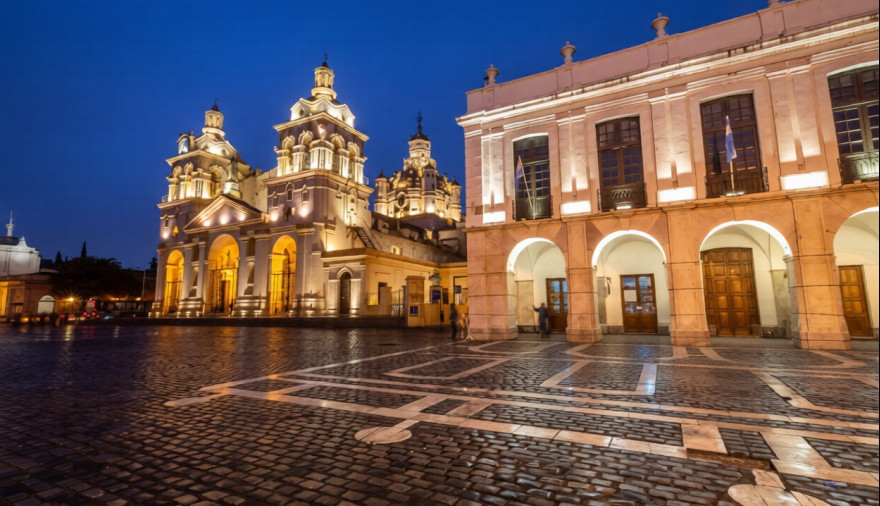 El feriado de Carnaval impulsa el turismo interno y el transporte terrestre de pasajeros