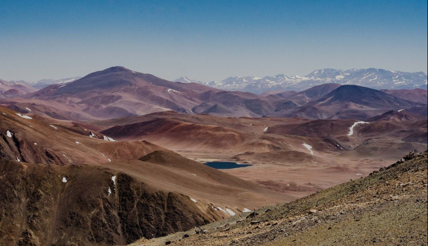 Avanza la reforma de la Ley de Glaciares en medio de fuertes cruces políticos