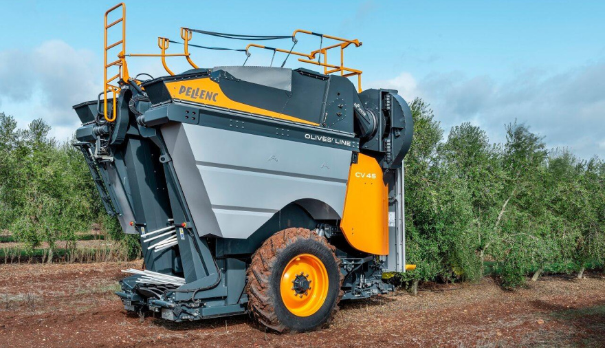 Revolución en la olivicultura: nueva cosechadora multiplica la productividad y reduce la dependencia de mano de obra