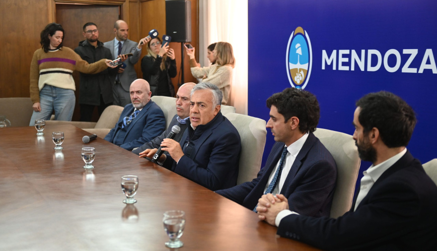 Mendoza propone beneficios fiscales para refinanciar deudas de familias y empresas