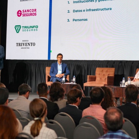 Éxito y dinamismo en la segunda jornada del 6° Foro de Inversiones y Negocios de Mendoza