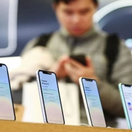 El Gobierno elimina aranceles a productos tecnológicos: celulares, TVs y consolas ¿cuánto bajaran?