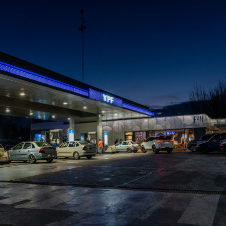 Estaciones YPF de Los Corralitos y Lavalle ganan los premios +YPF de Oro y Plata en Cuyo