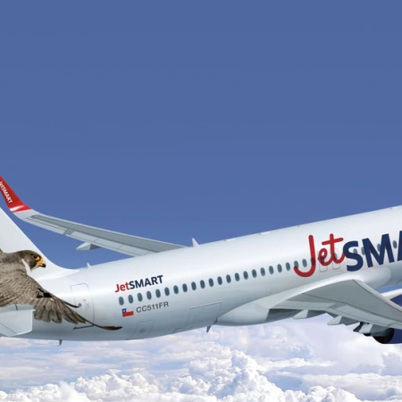 JetSMART celebra su 9º aniversario con un crecimiento récord y afianza su liderazgo en Sudamérica