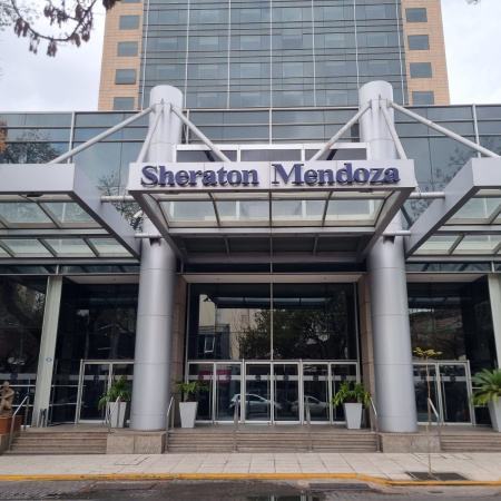 Sheraton Mendoza apuesta al lujo sustentable: innovación, certificaciones y compromiso ambiental