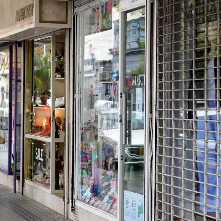 Ventas minoristas PyME cayeron 2,6% en agosto y confirman el freno del consumo