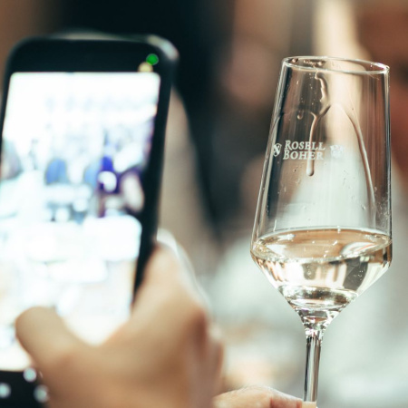 Rosell Boher lidera el segmento de espumantes premium y proyecta producción 100% milesimada