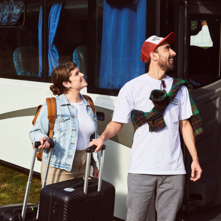 Viajar por Argentina con más tranquilidad: Plataforma10 suma cobertura gratuita en pasajes de micro