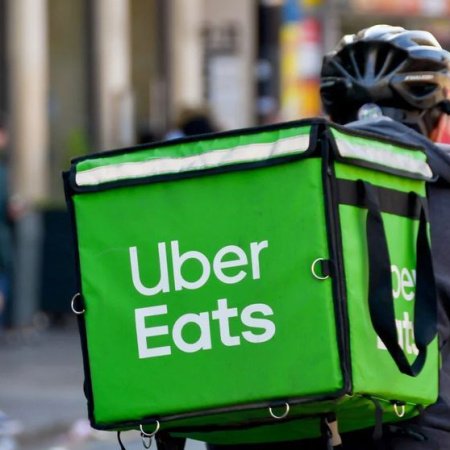 Uber incorpora el servicio de delivery en Argentina y unifica movilidad y envíos en su app