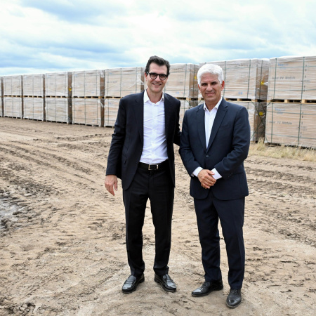 El Gobernador de San Luis recorrió el fututo parque solar Calicanto