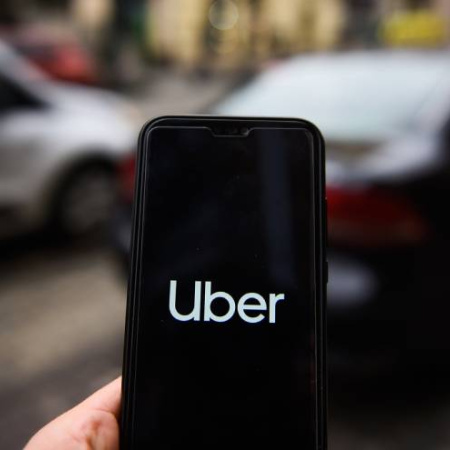 Uber invertirá 500 millones de dólares en Argentina para expandir movilidad y relanzar Uber Eats