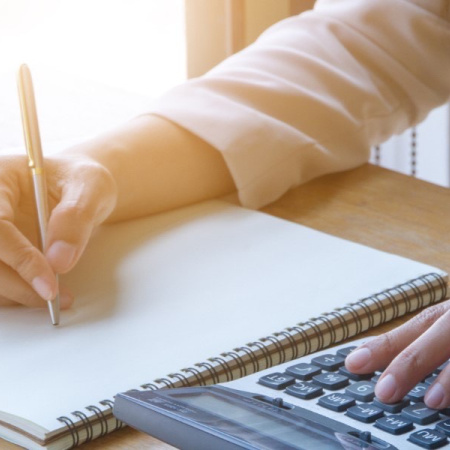 Grupo Gaman lanzó un programa para ayudar a empleados endeudados con asistencia y educación financiera