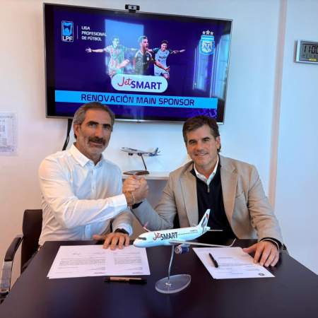 JetSMART renovó su acuerdo con la Liga Profesional de Fútbol para la temporada 2026