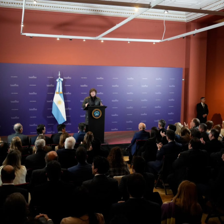 Milei redefine su agenda: reforma política, Banco Central y un nuevo acuerdo con los gobernadores