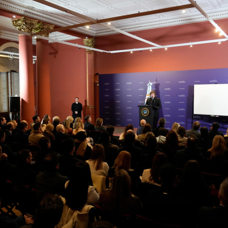 Reelección, Banco Central y reforma impositiva: la estrategia política y económica de Milei