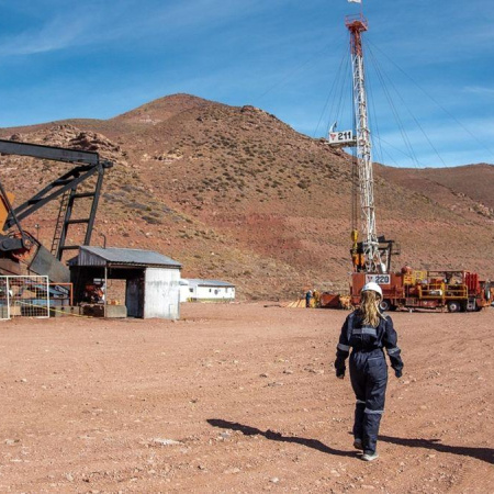 Jerárquicos convocó a un paro petrolero en Mendoza por despidos y presiones