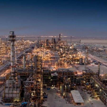 Petróleo sobre los 100 dólares: Trump frena un ataque en Yemen en plena escalada regional