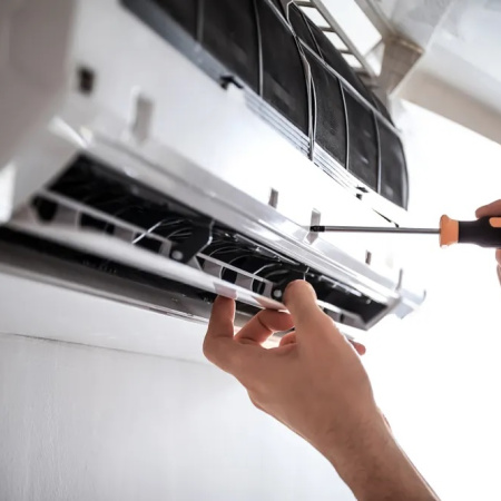 Maipú abre una capacitación para aprender a instalar aire acondicionado